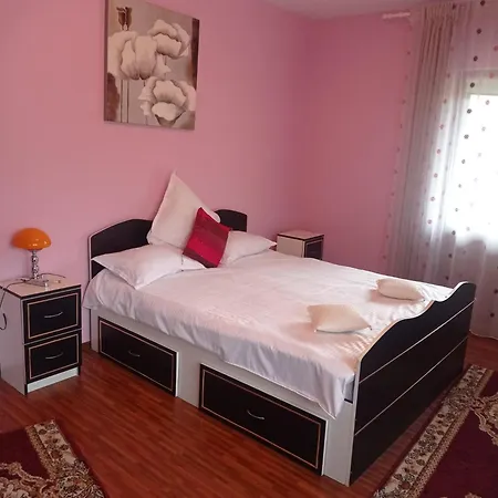 Hotell Casa De Vacanta Eva Stoeneşti